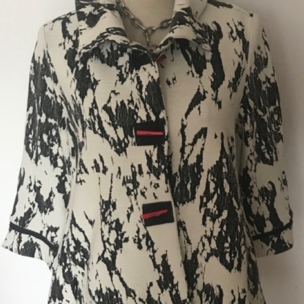Joseph Ribkoff Cream/Black Jacket/Coverup NWOT